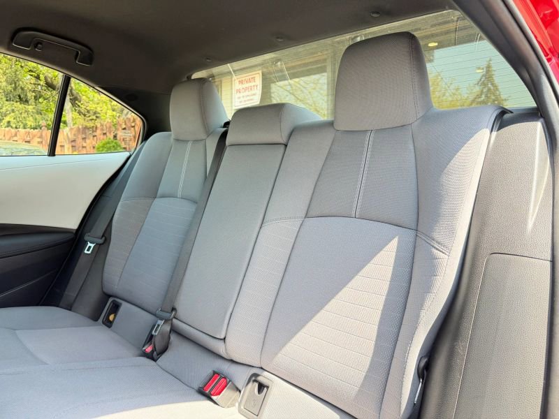 Used 2021 Toyota Corolla SE w/ Carpet Mat Package (TMS) FWD image 16