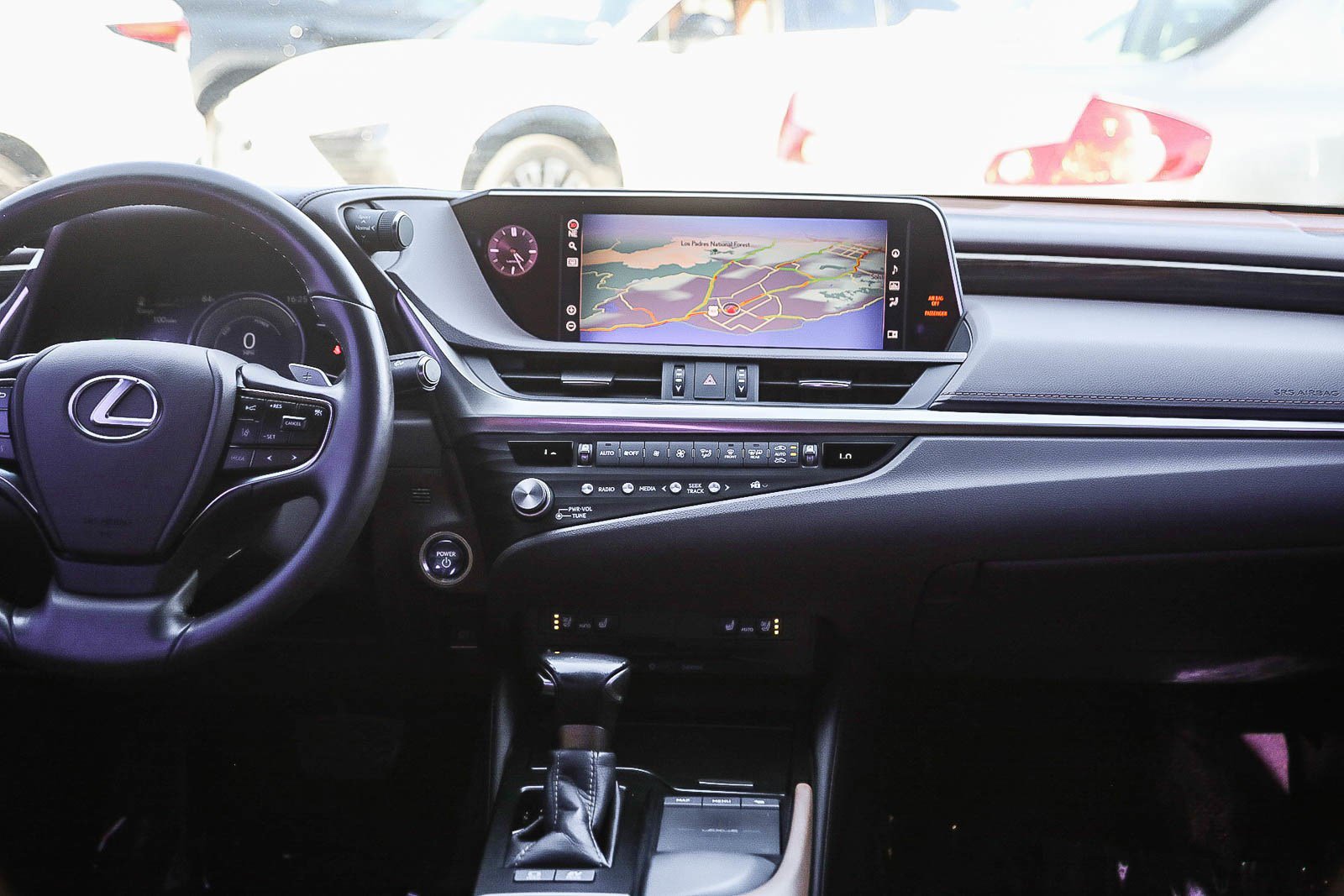 Used 2021 Lexus ES 300h w/ Premium Package FWD image 11