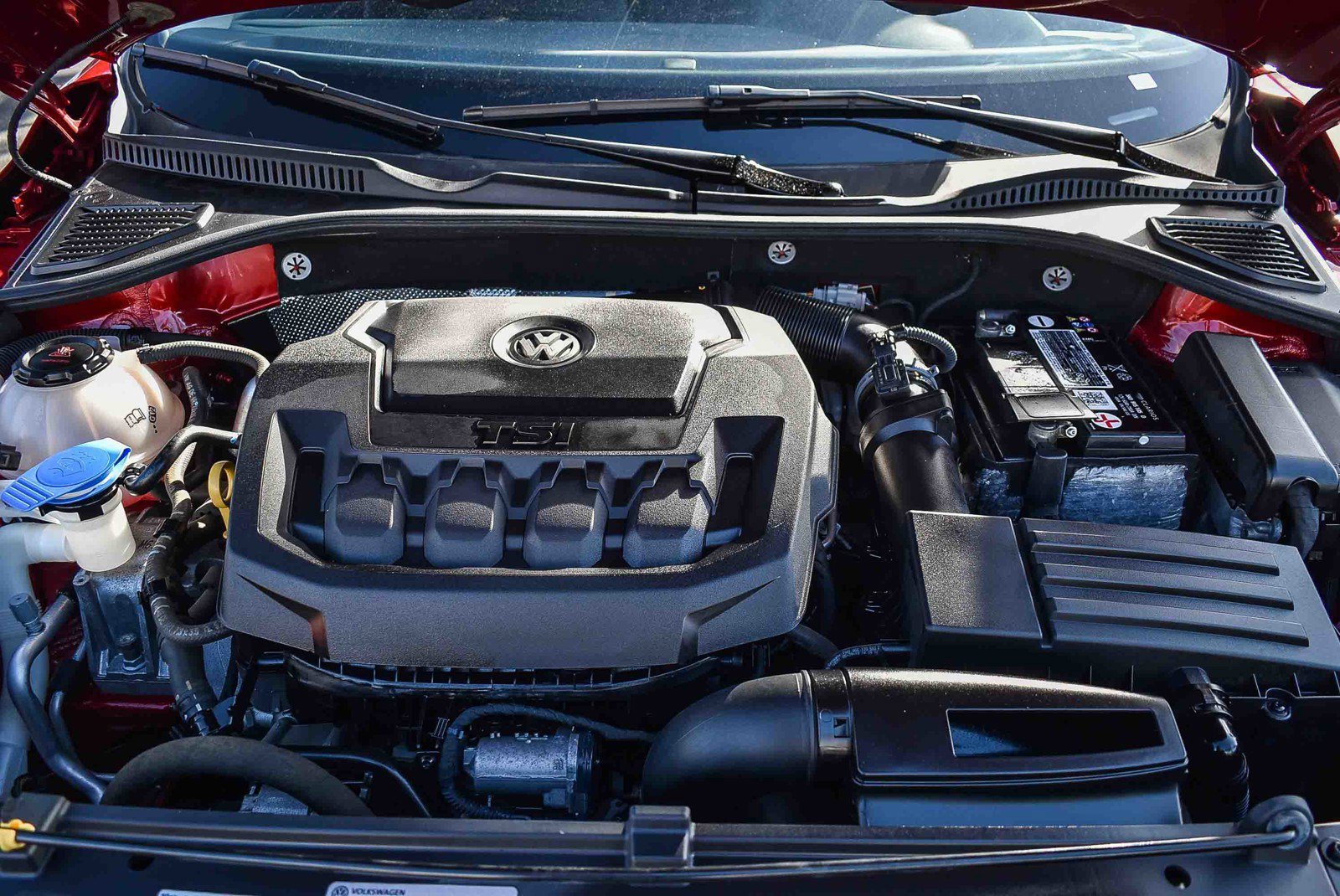 Used 2020 Volkswagen Passat 2.0T R-Line image 25