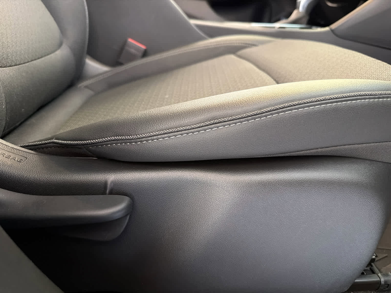 Used 2025 Buick Encore GX Preferred FWD image 28