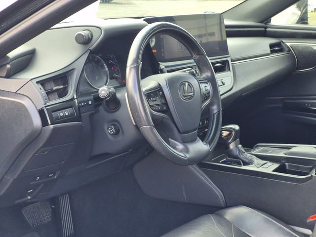 Used 2022 Lexus ES 300h w/ Luxury Package image 10