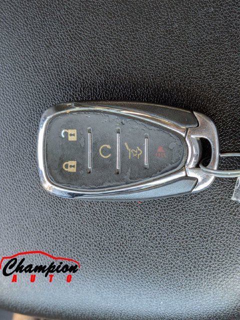 Used 2019 Chevrolet Equinox LT FWD image 32