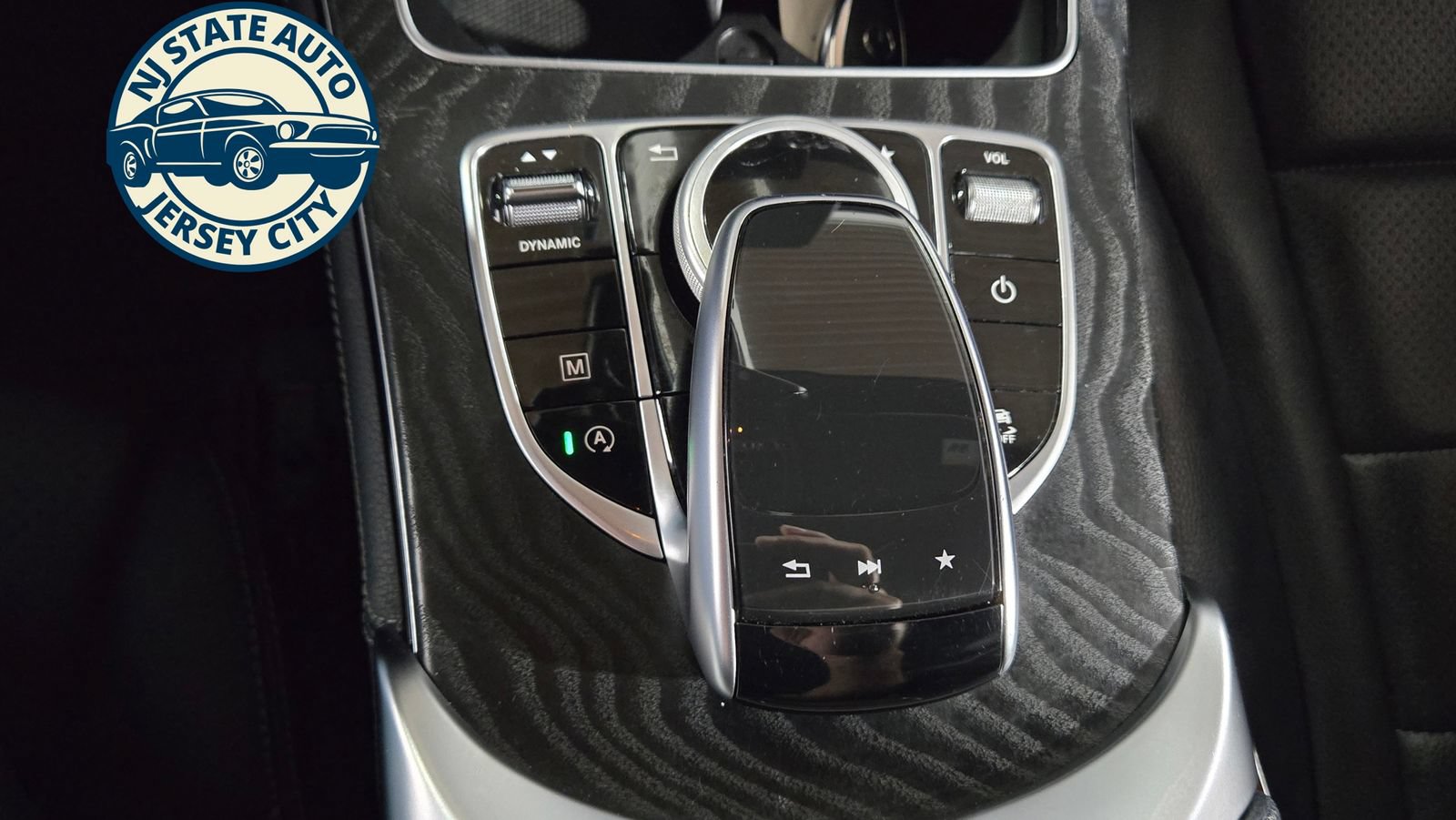 Used 2018 Mercedes-Benz GLC 300 4MATIC image 18