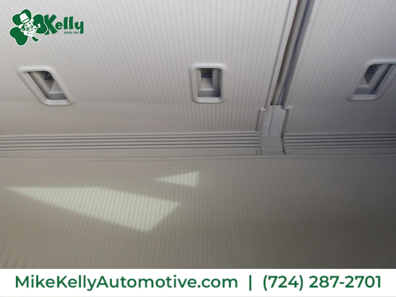 Used 2021 Cadillac Escalade Premium Luxury w/ Driver Assist Tech Package image 18