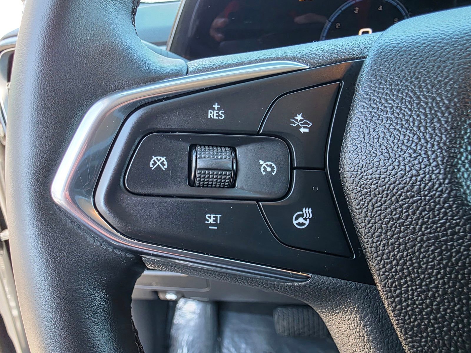 Used 2024 Chevrolet TrailBlazer LT w/ Convenience Package image 32