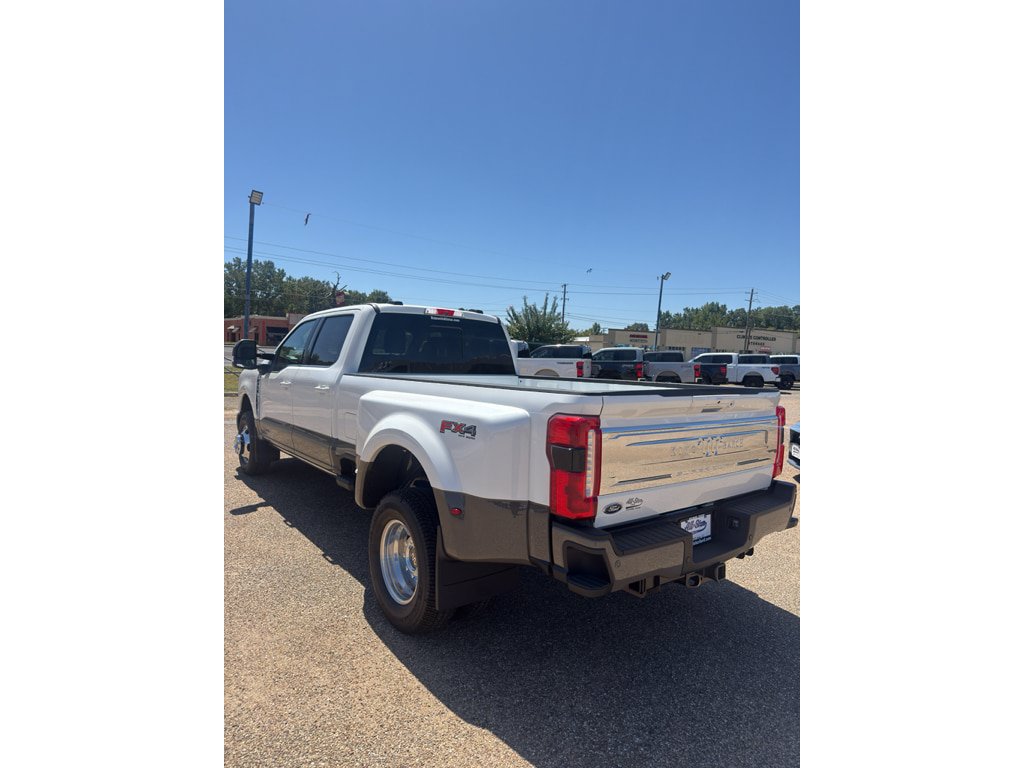 New 2026 Ford F350 King Ranch AWD/4WD image 3