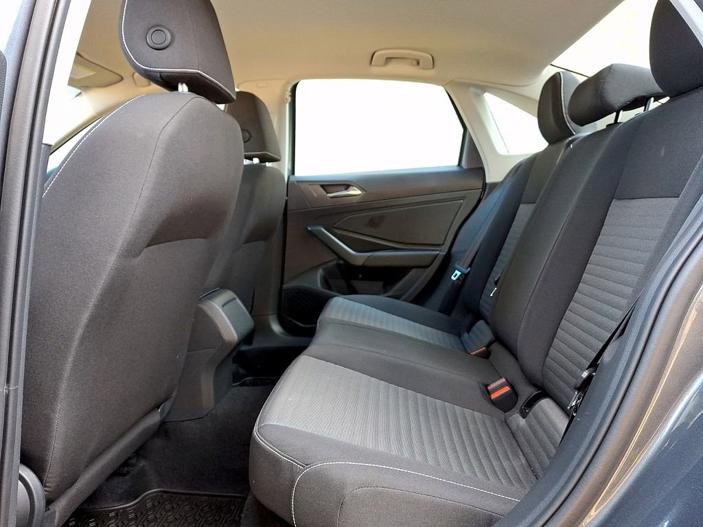 Used 2025 Volkswagen Jetta S image 9