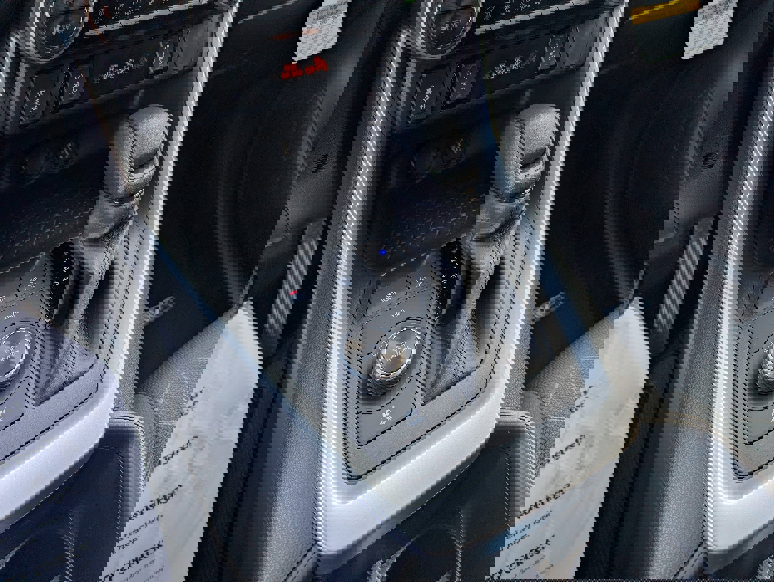 New 2025 Toyota RAV4 XLE image 18