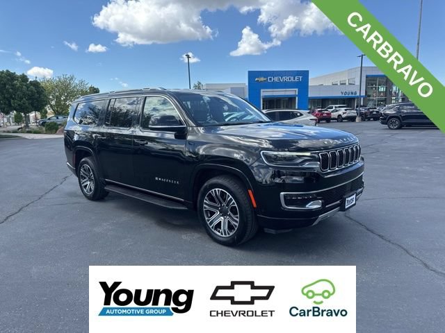 Used 2024 Jeep Wagoneer L Series II w/ Flexible Seating Group AWD/4WD image 1