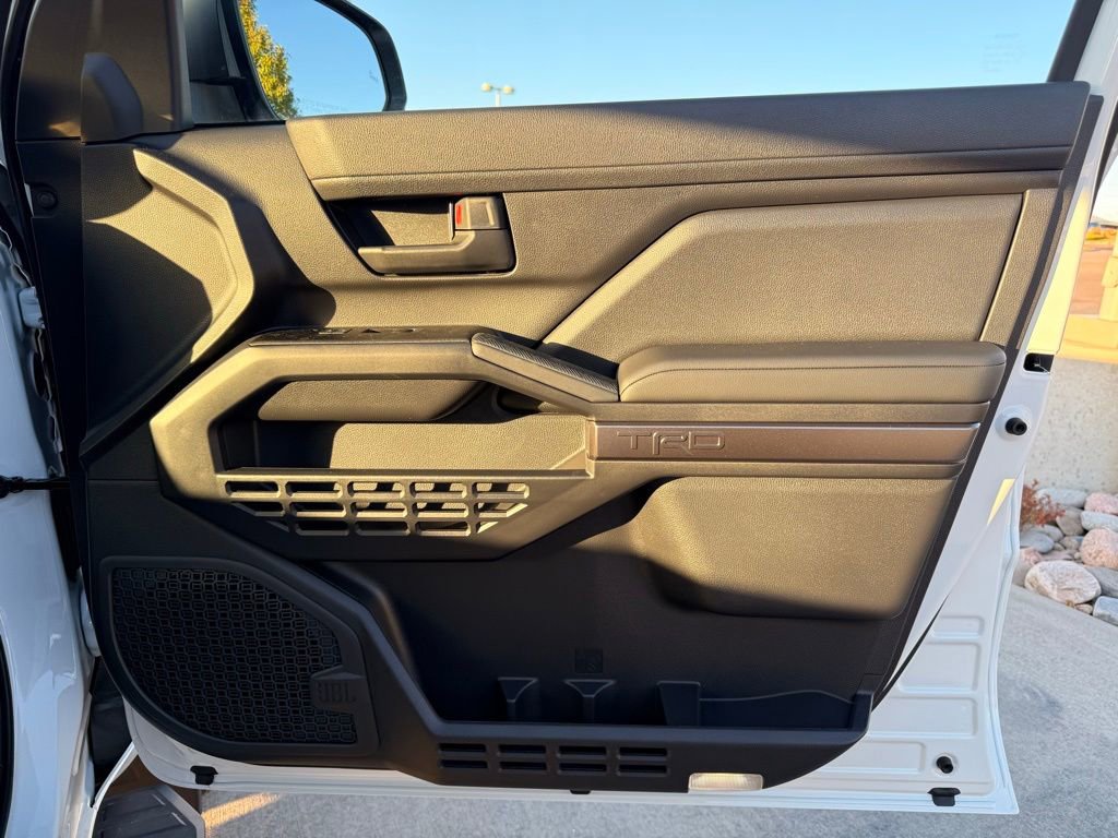 Used 2025 Toyota 4Runner TRD Off-Road Premium image 25