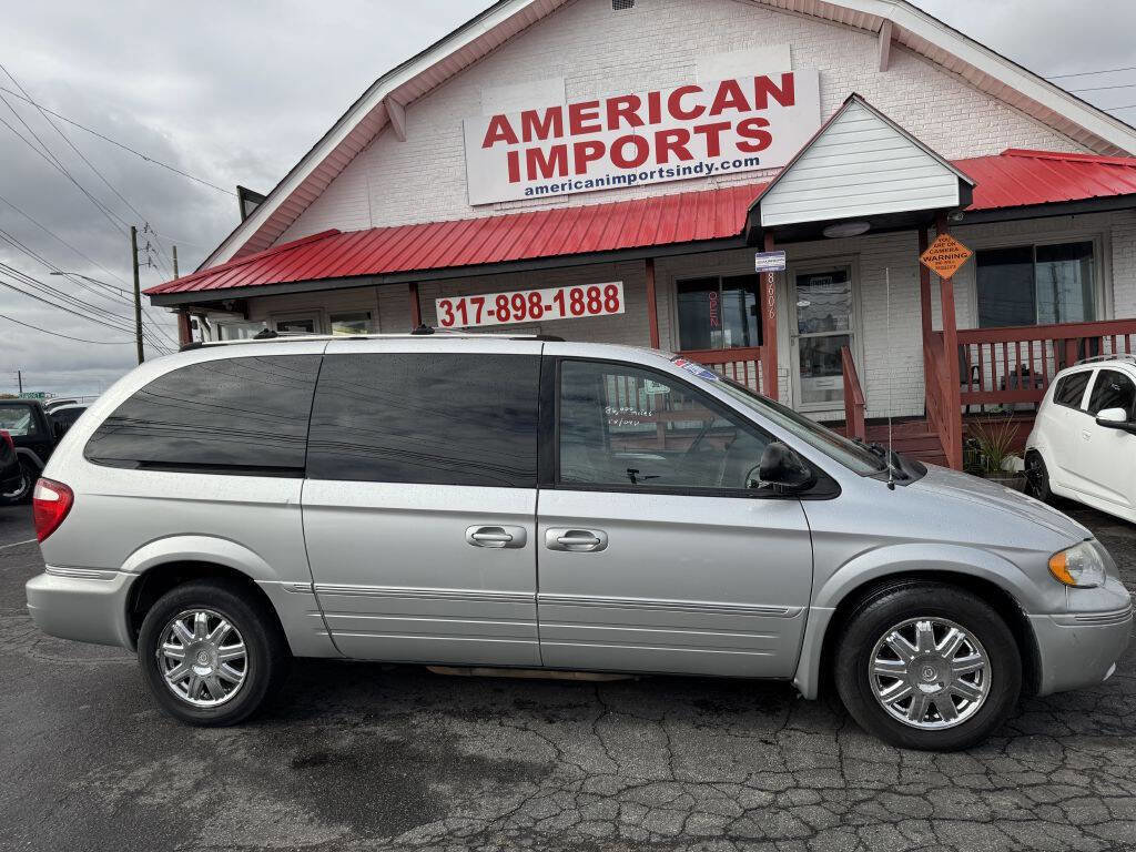 Used 2006 Chrysler Town & Country Limited