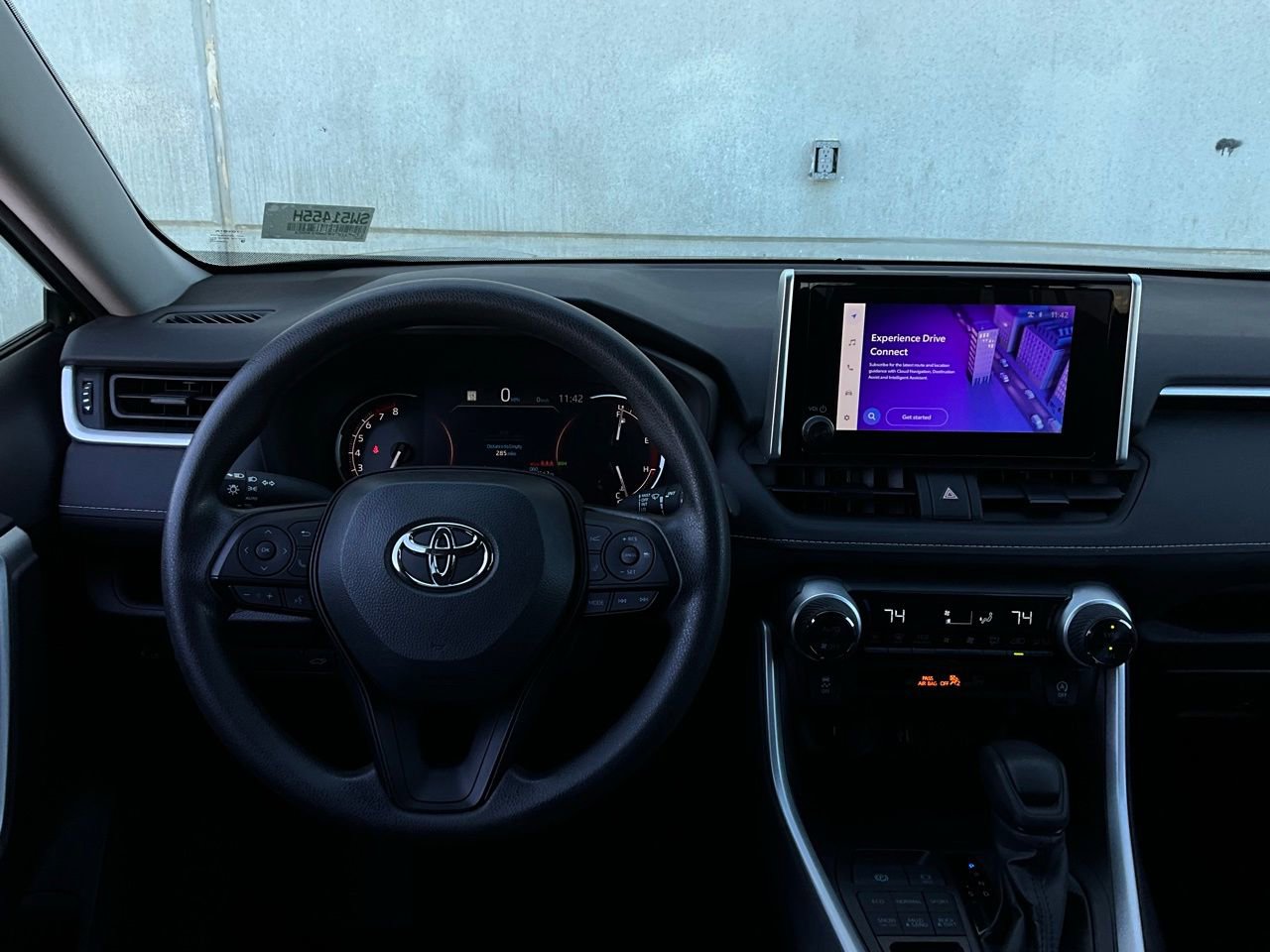 Used 2025 Toyota RAV4 XLE image 14