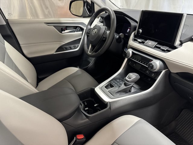 Used 2025 Toyota RAV4 XLE Premium w/ Weather Package AWD/4WD image 28