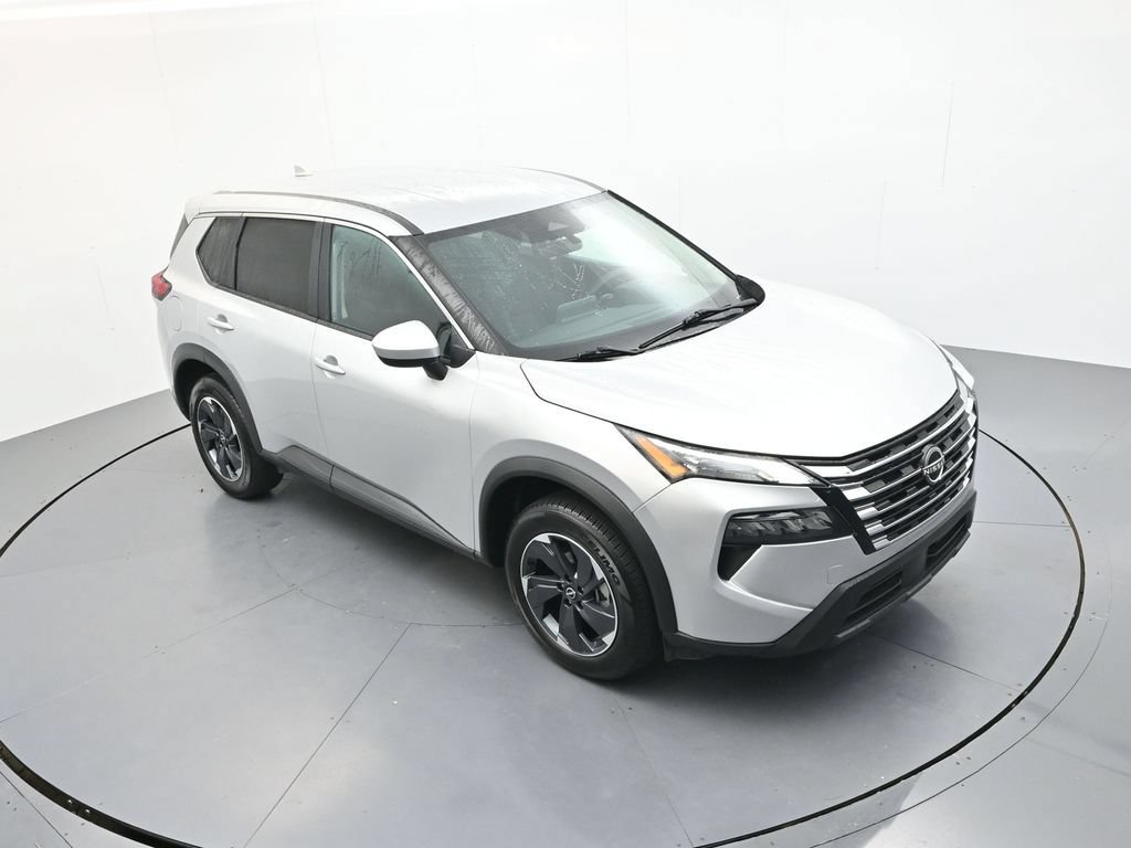 Used 2024 Nissan Rogue SV FWD image 22