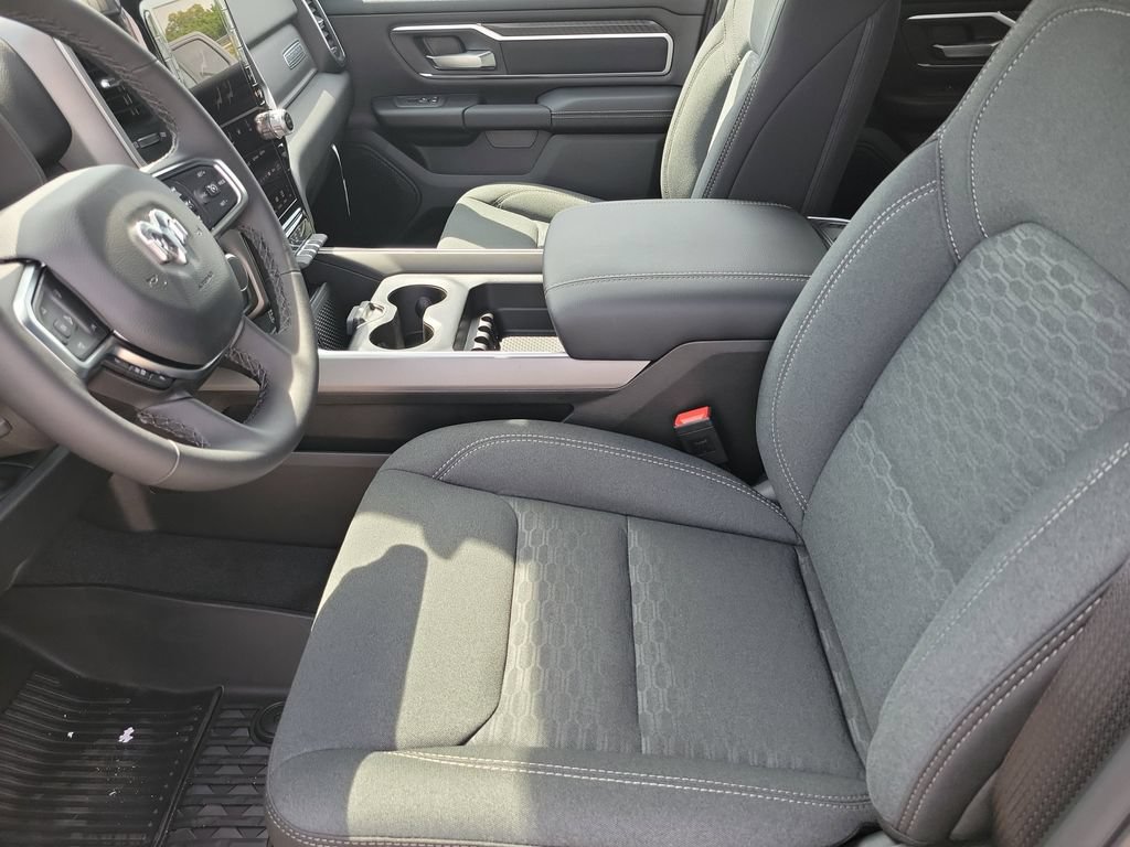 New 2026 RAM 1500 Big Horn AWD/4WD image 22