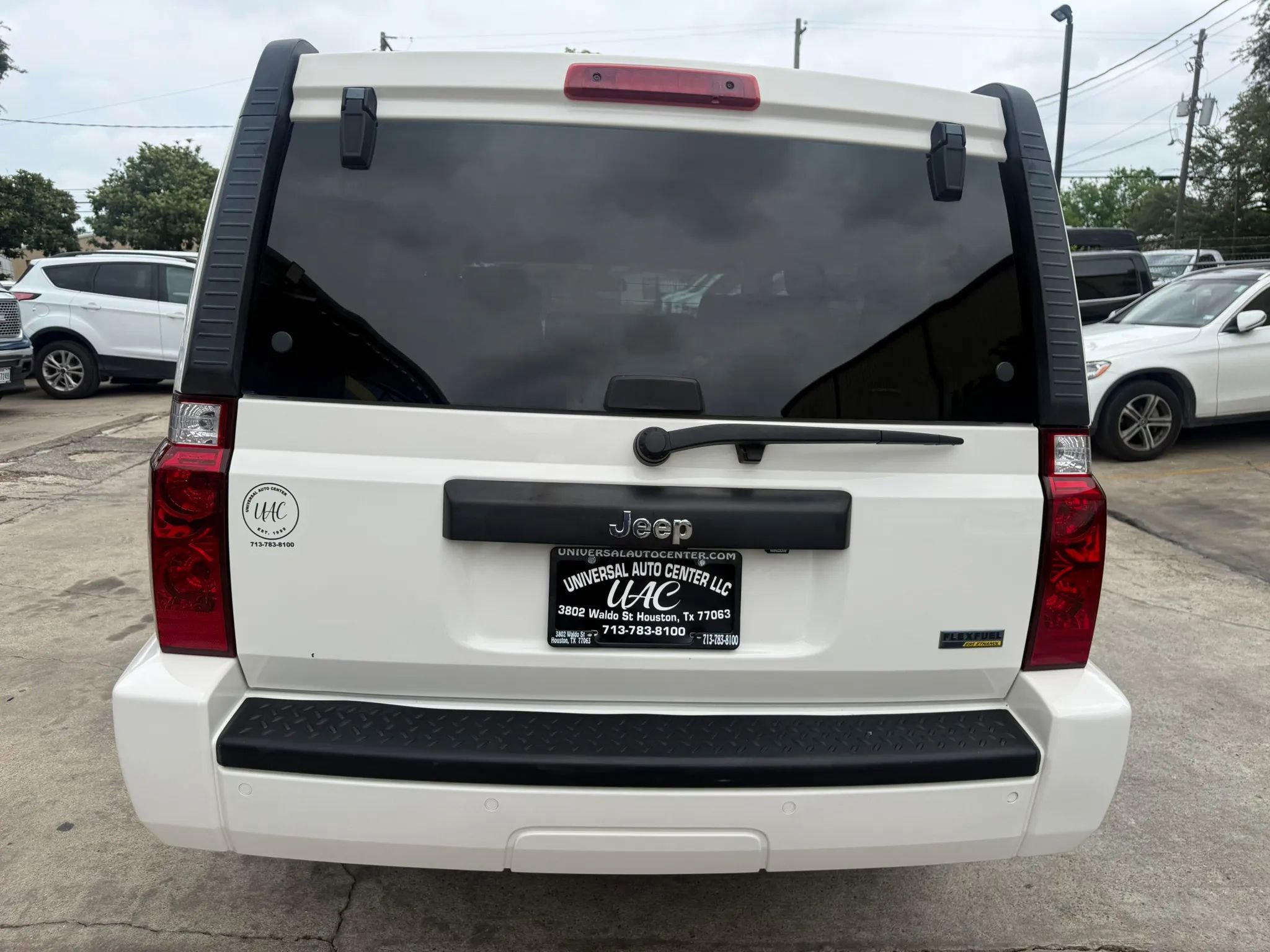 Used 2007 Jeep Commander Sport RWD image 6