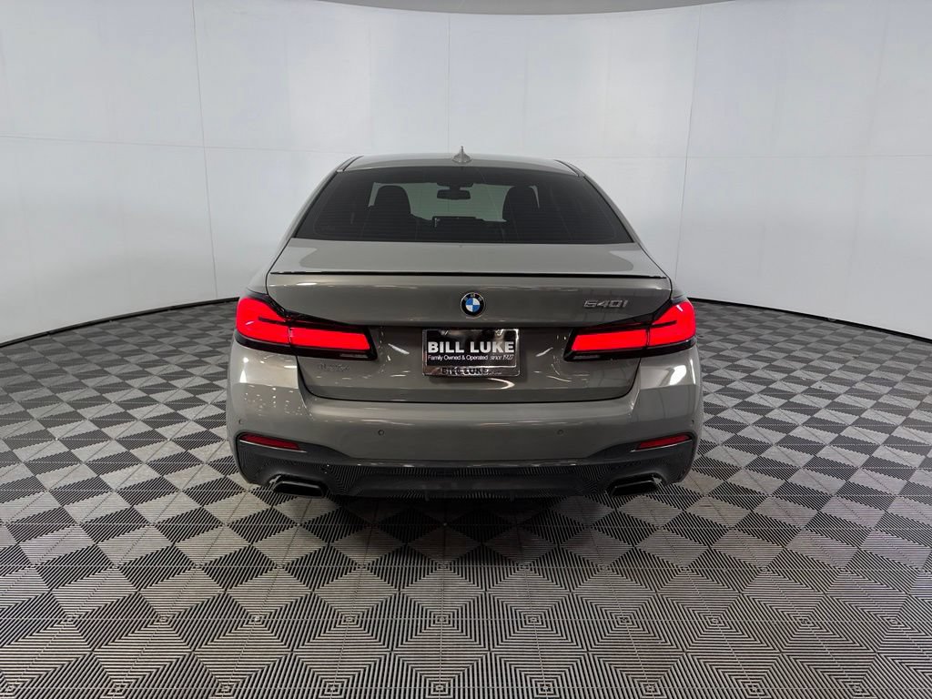 Used 2021 BMW 540i w/ M Sport Package RWD image 6