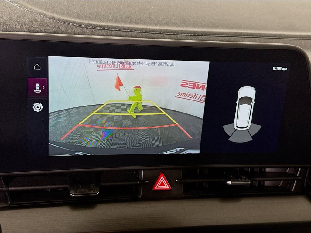 Used 2024 Kia Sportage EX image 5