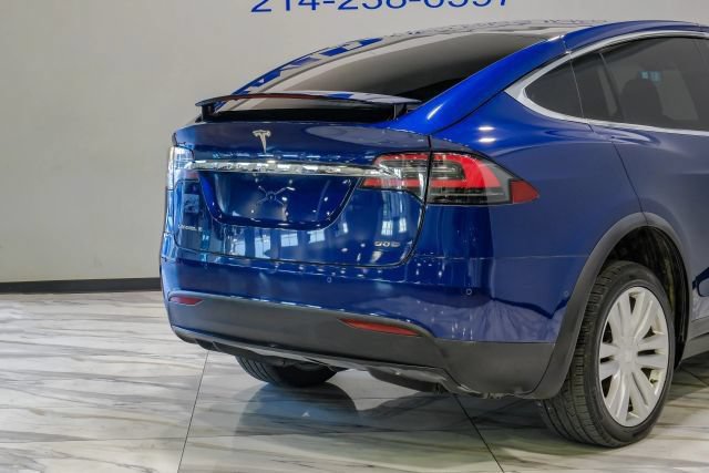Used 2016 Tesla Model X 90D AWD/4WD image 13