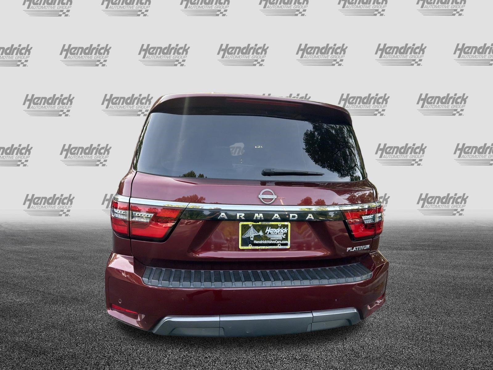Used 2022 Nissan Armada Platinum w/ Captain's Chairs Package RWD image 9