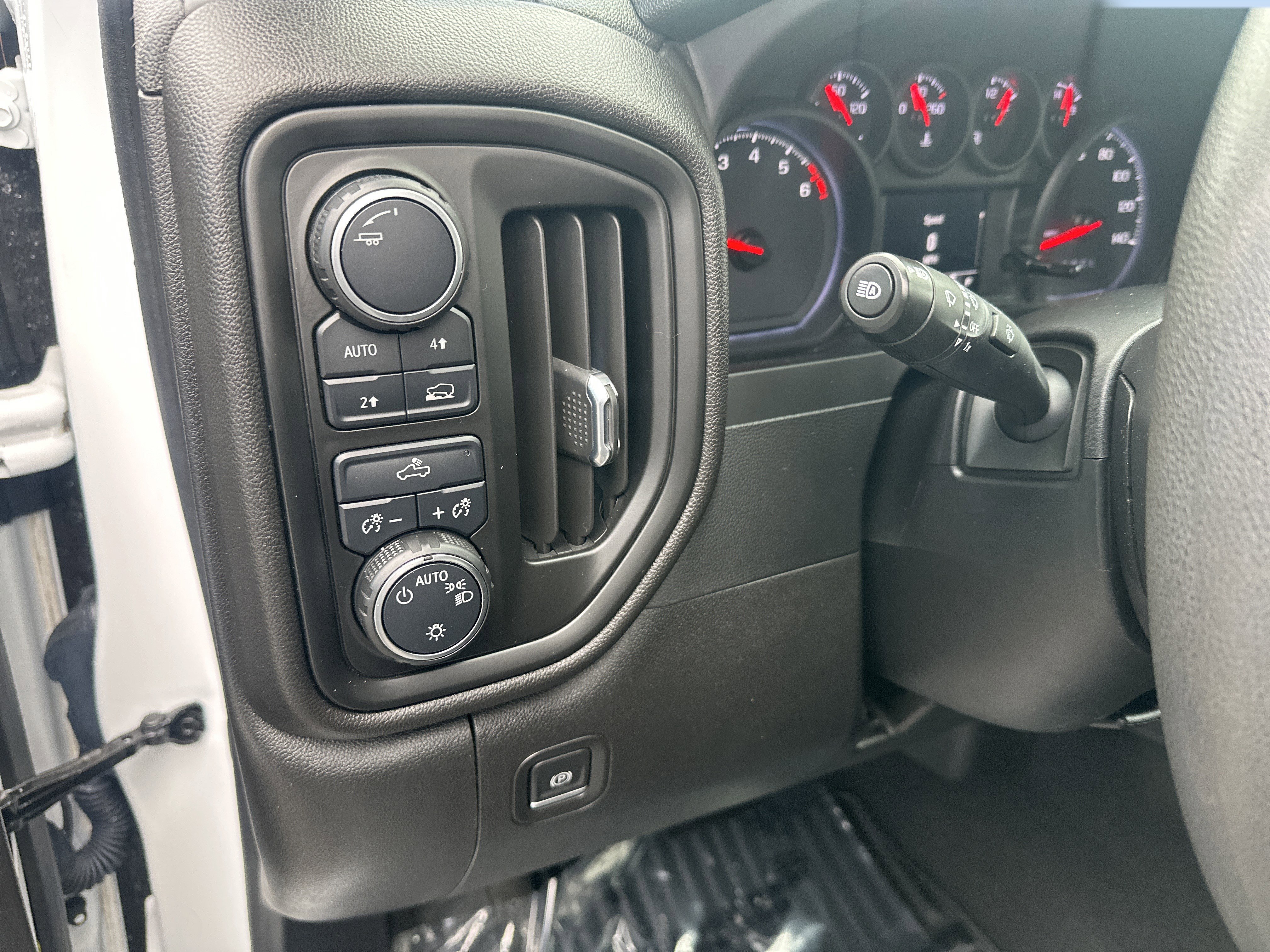 Certified 2023 Chevrolet Silverado 1500 Custom w/ LPO, Dark Essentials Package image 11