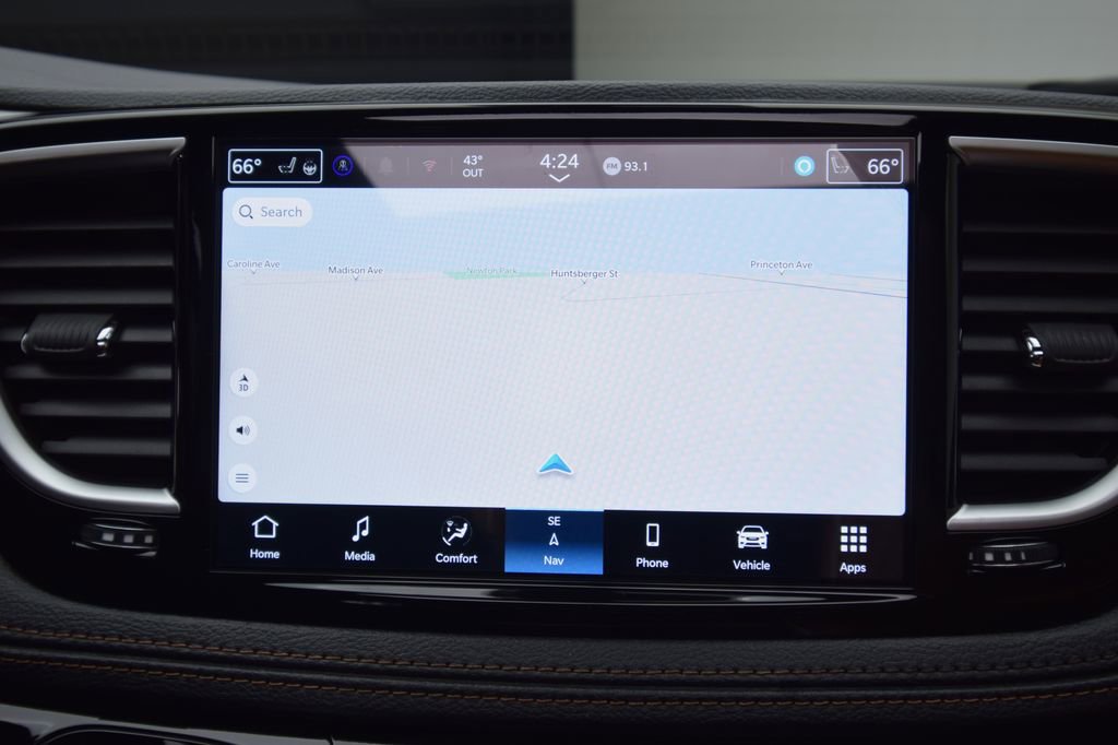 New 2026 Chrysler Pacifica Pinnacle AWD/4WD image 24