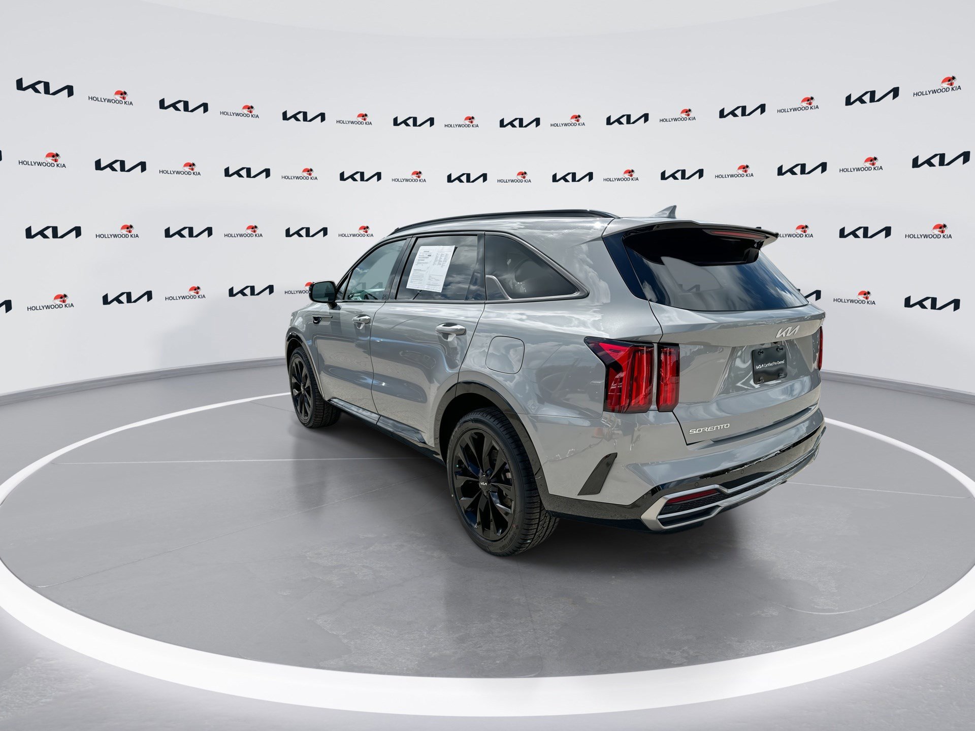 Certified 2023 Kia Sorento SX FWD image 6
