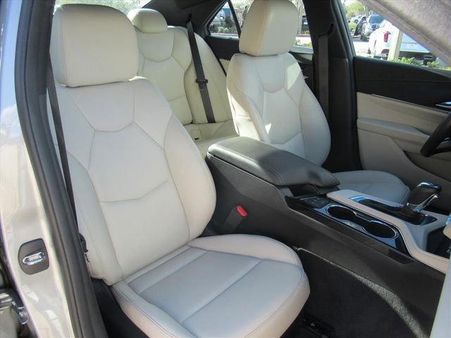 Used 2023 Cadillac CT4 Luxury w/ Sun And Sound Package image 11