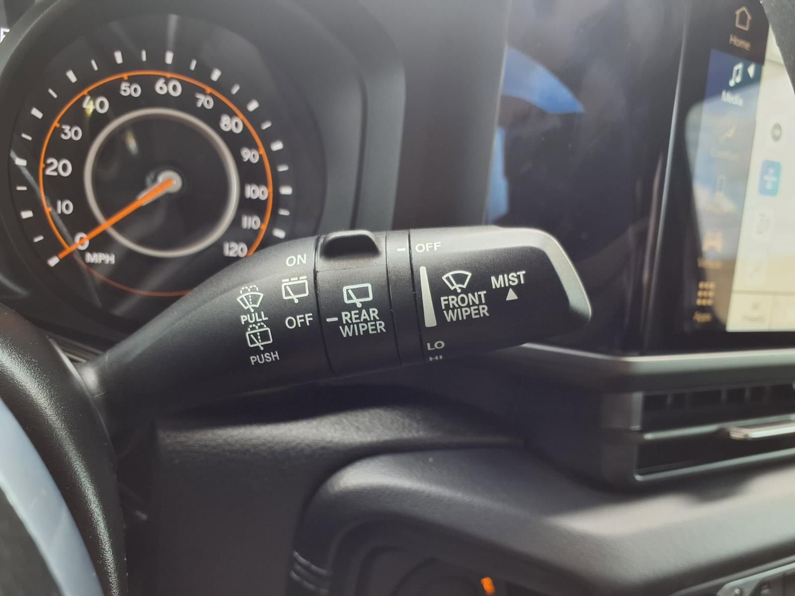 Used 2025 Jeep Wrangler Sahara image 19