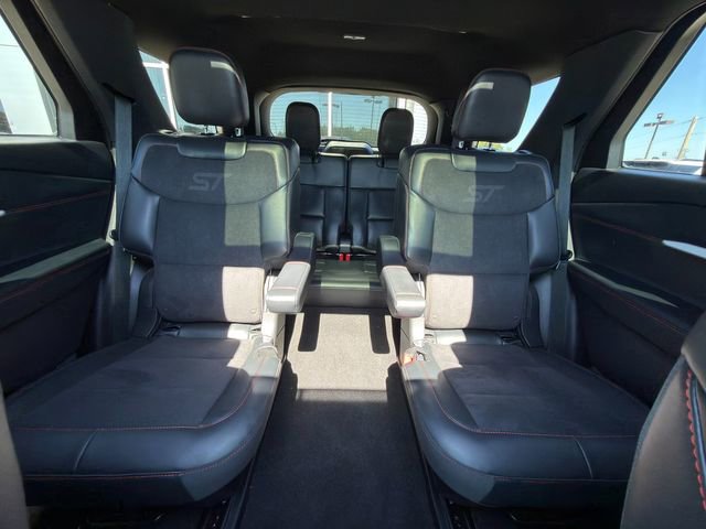 Used 2025 Ford Explorer ST w/ Sun And Sound Package image 36