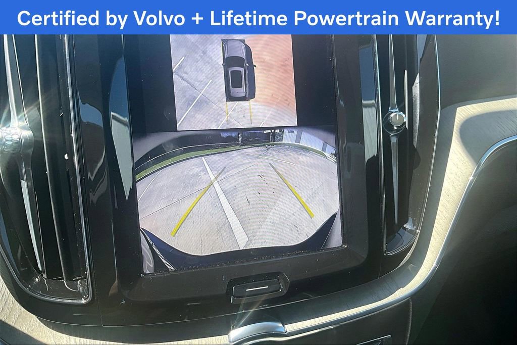 Used 2025 Volvo XC60 B5 Plus image 30