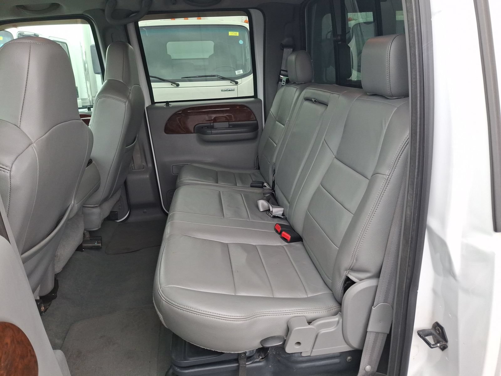 Used 2004 Ford F250 XL RWD image 16