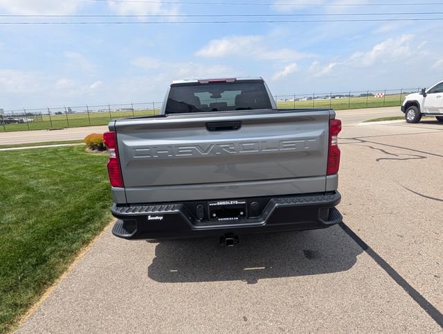 Used 2023 Chevrolet Silverado 1500 W/T w/ WT Value Package AWD/4WD image 7