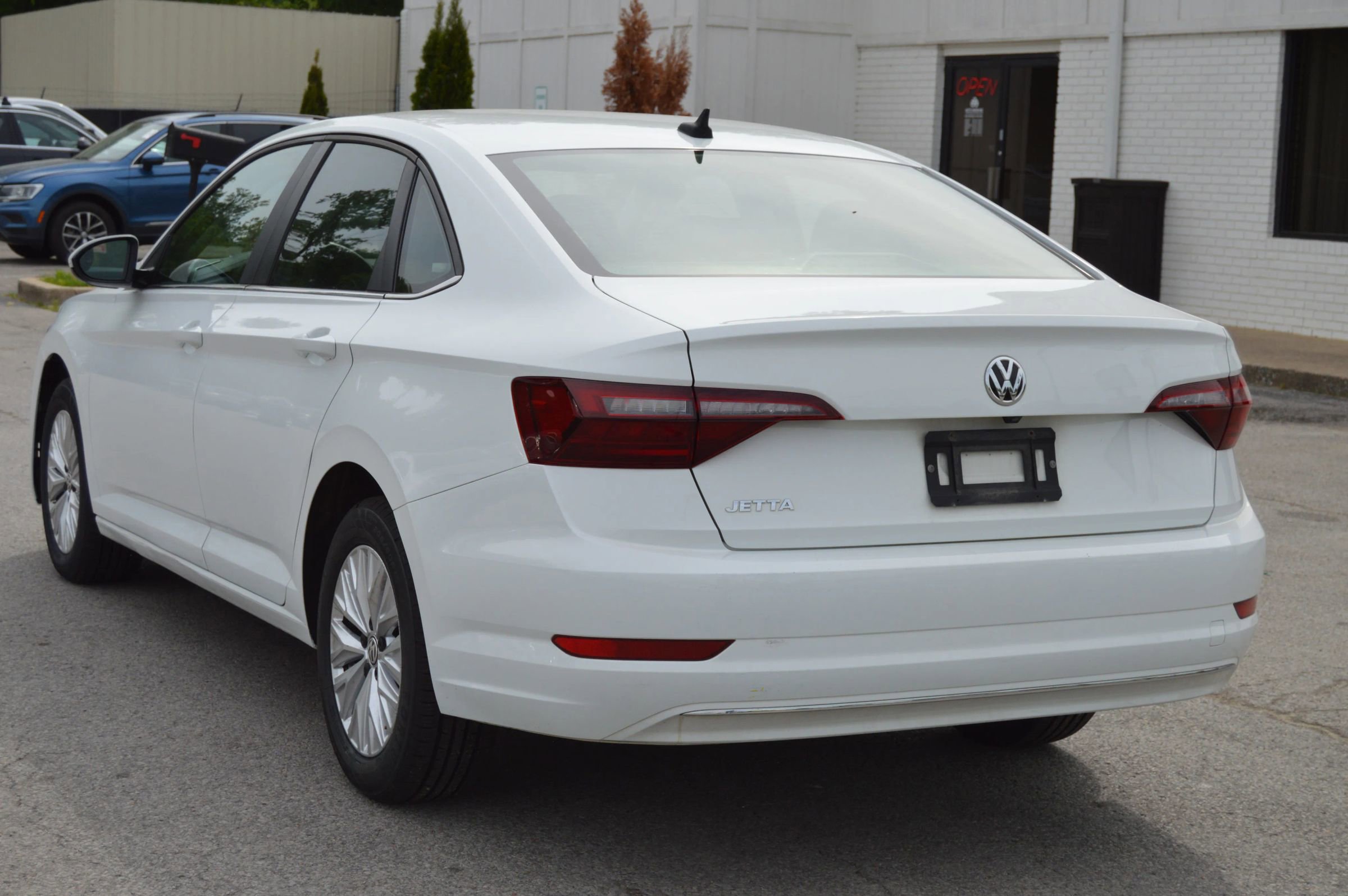 Used 2020 Volkswagen Jetta S w/ Driver Assistance Package FWD image 4