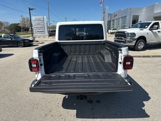 New 2026 Jeep Gladiator Rubicon AWD/4WD image 10