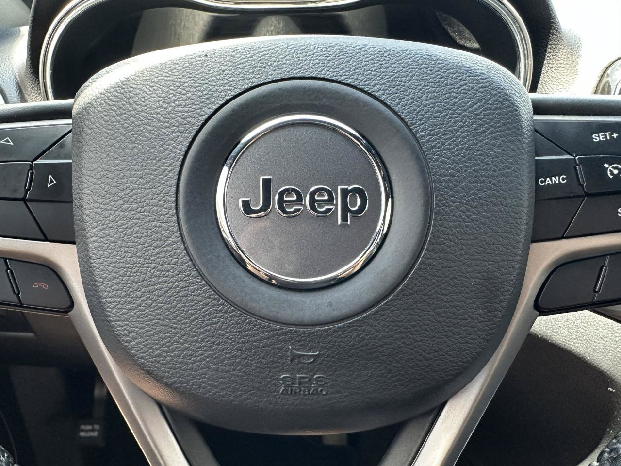 Used 2021 Jeep Grand Cherokee Laredo X AWD/4WD image 52