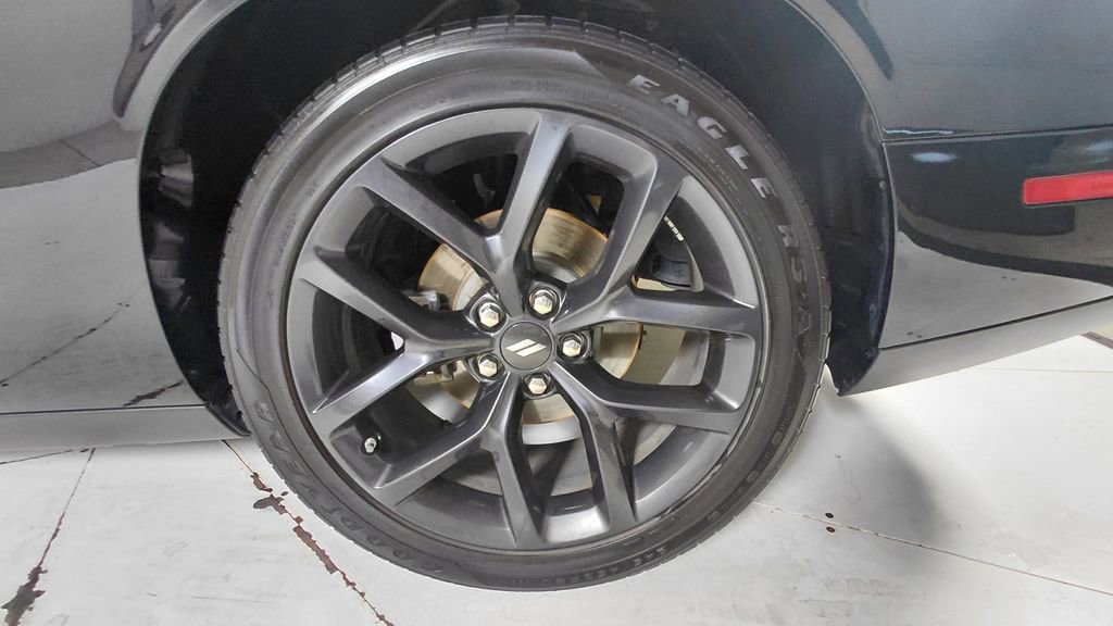 Certified 2023 Dodge Challenger R/T w/ Plus Package RWD image 14