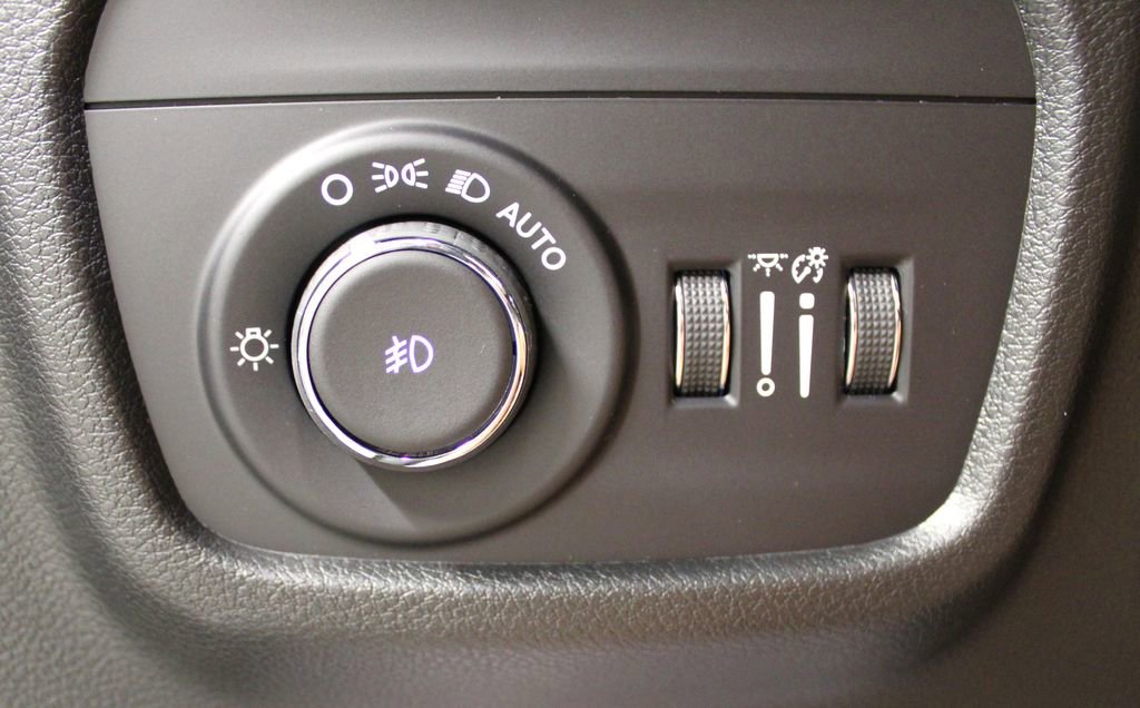 New 2025 Jeep Grand Cherokee L Limited w/ Black Appearance Package image 11