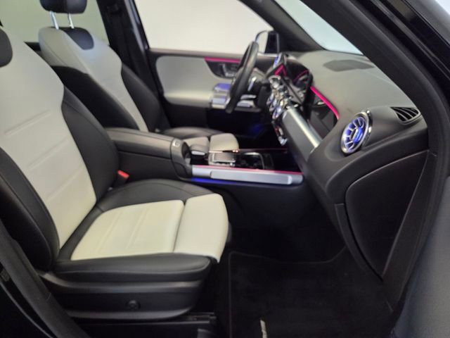 Used 2021 Mercedes-Benz GLB 250 image 18