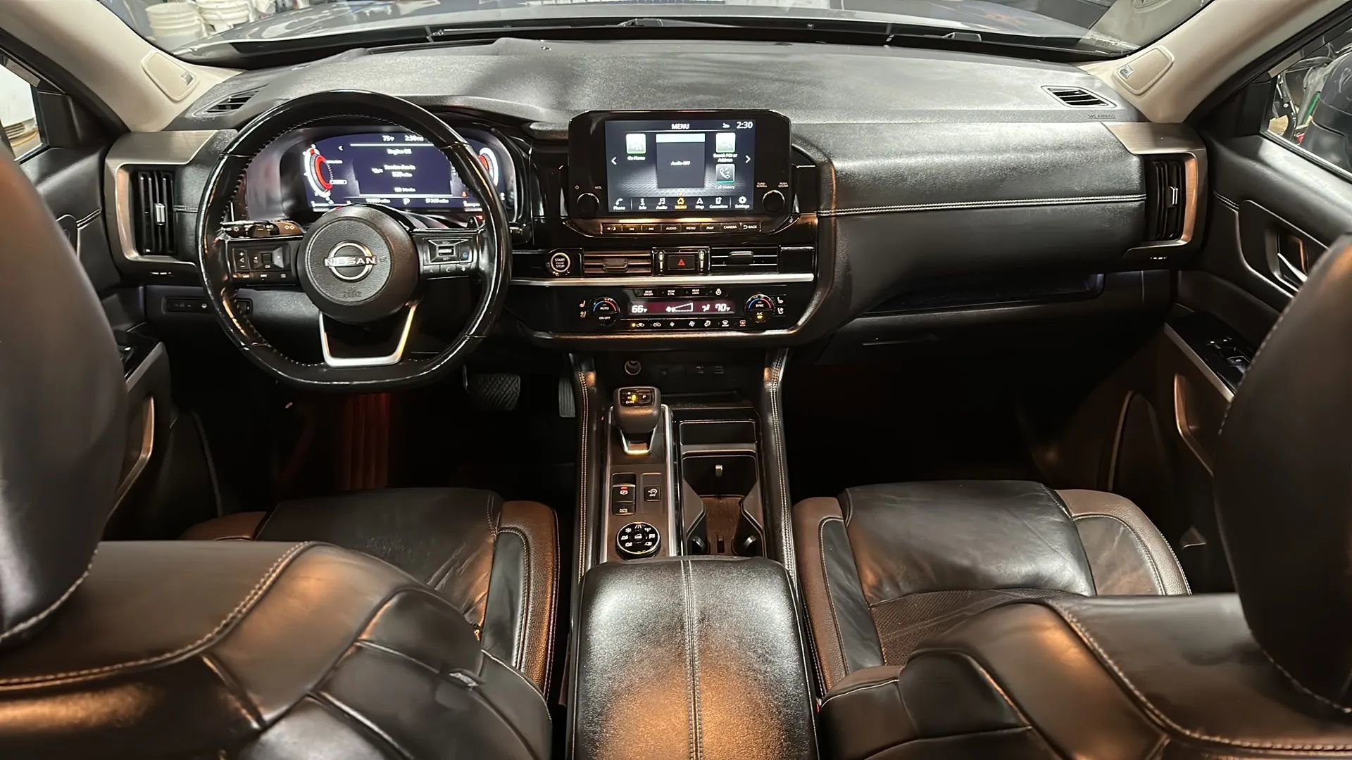 Used 2022 Nissan Pathfinder Platinum w/ Cargo Package image 22