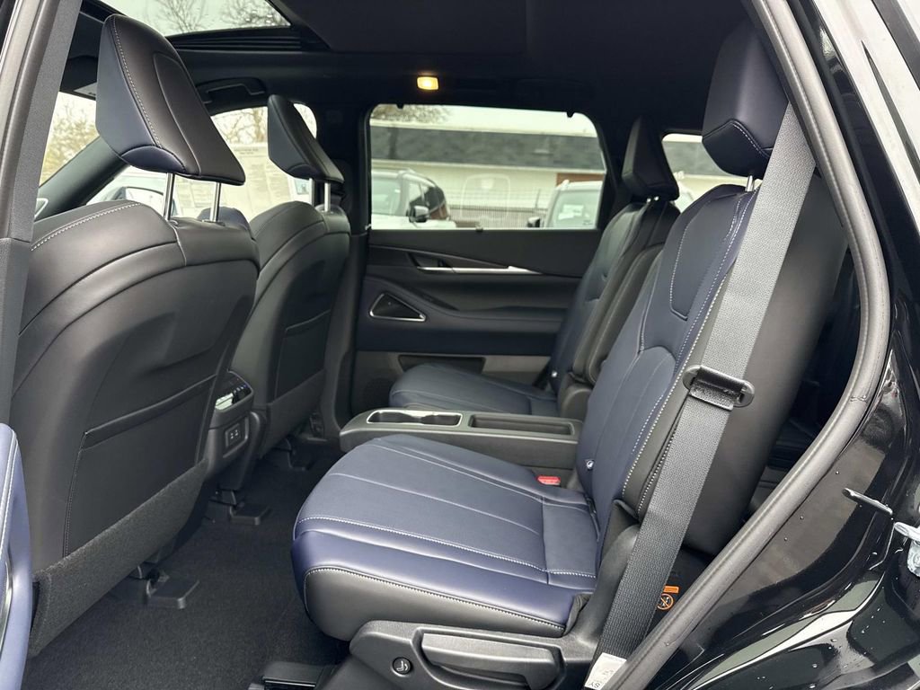 New 2026 INFINITI QX60 Sport image 18
