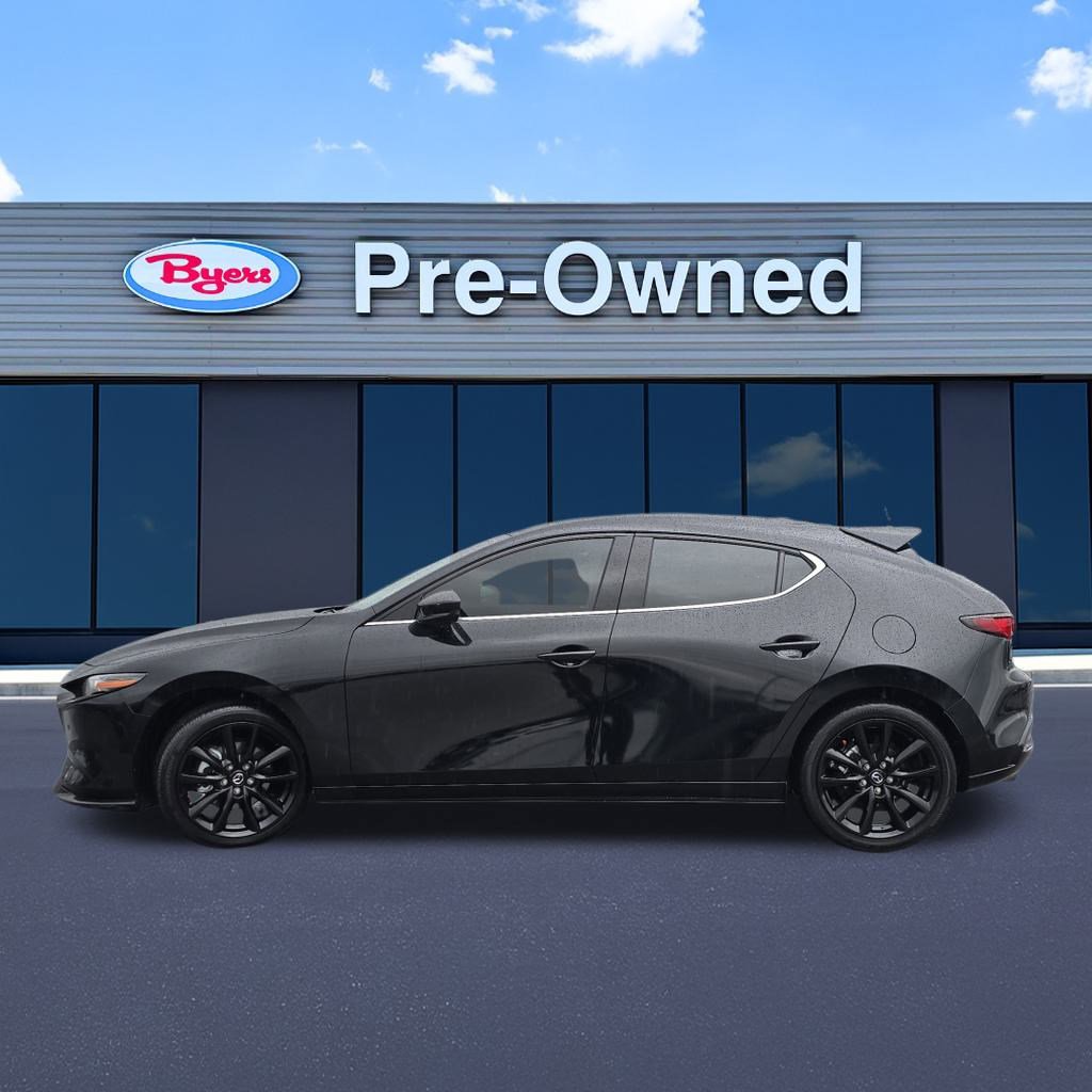 Used 2024 MAZDA MAZDA3 Hatchback w/Premium Plus Pkg image 4