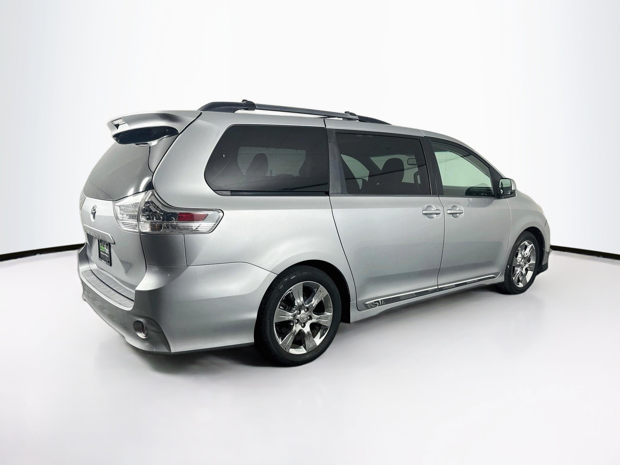 Used 2015 Toyota Sienna SE Premium FWD image 9