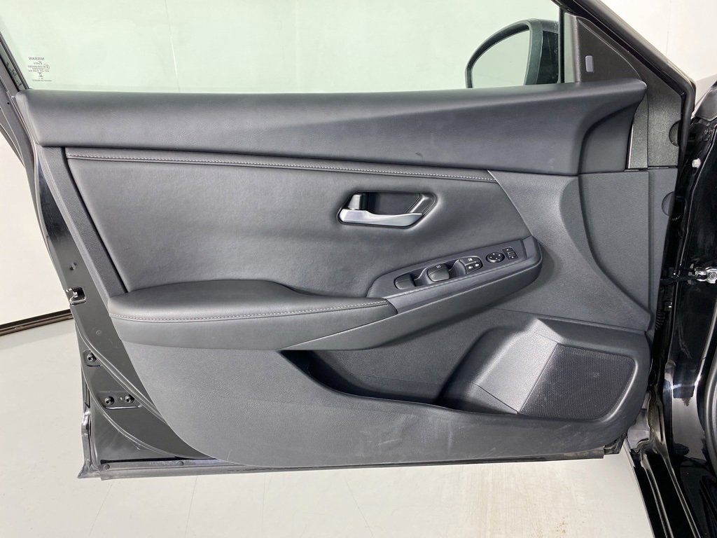 Used 2024 Nissan Sentra SV image 13