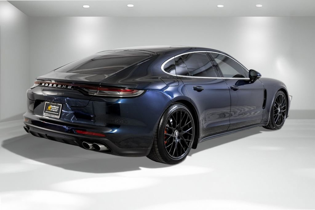 Used 2021 Porsche Panamera image 9