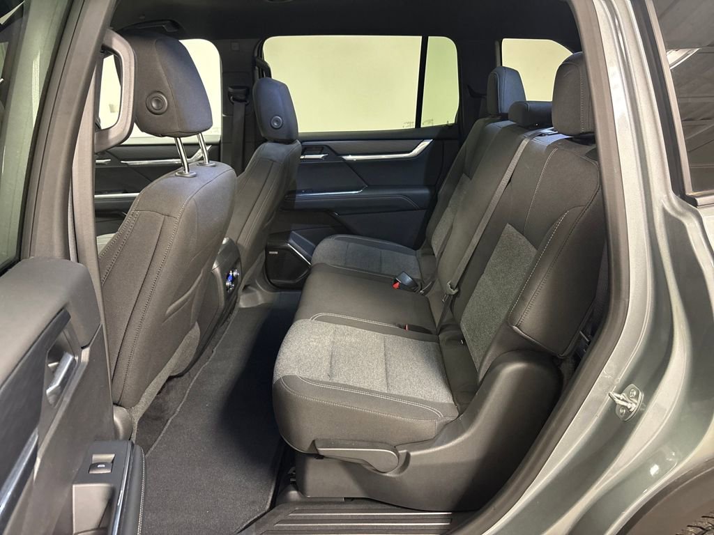 Certified 2025 GMC Acadia Elevation image 32