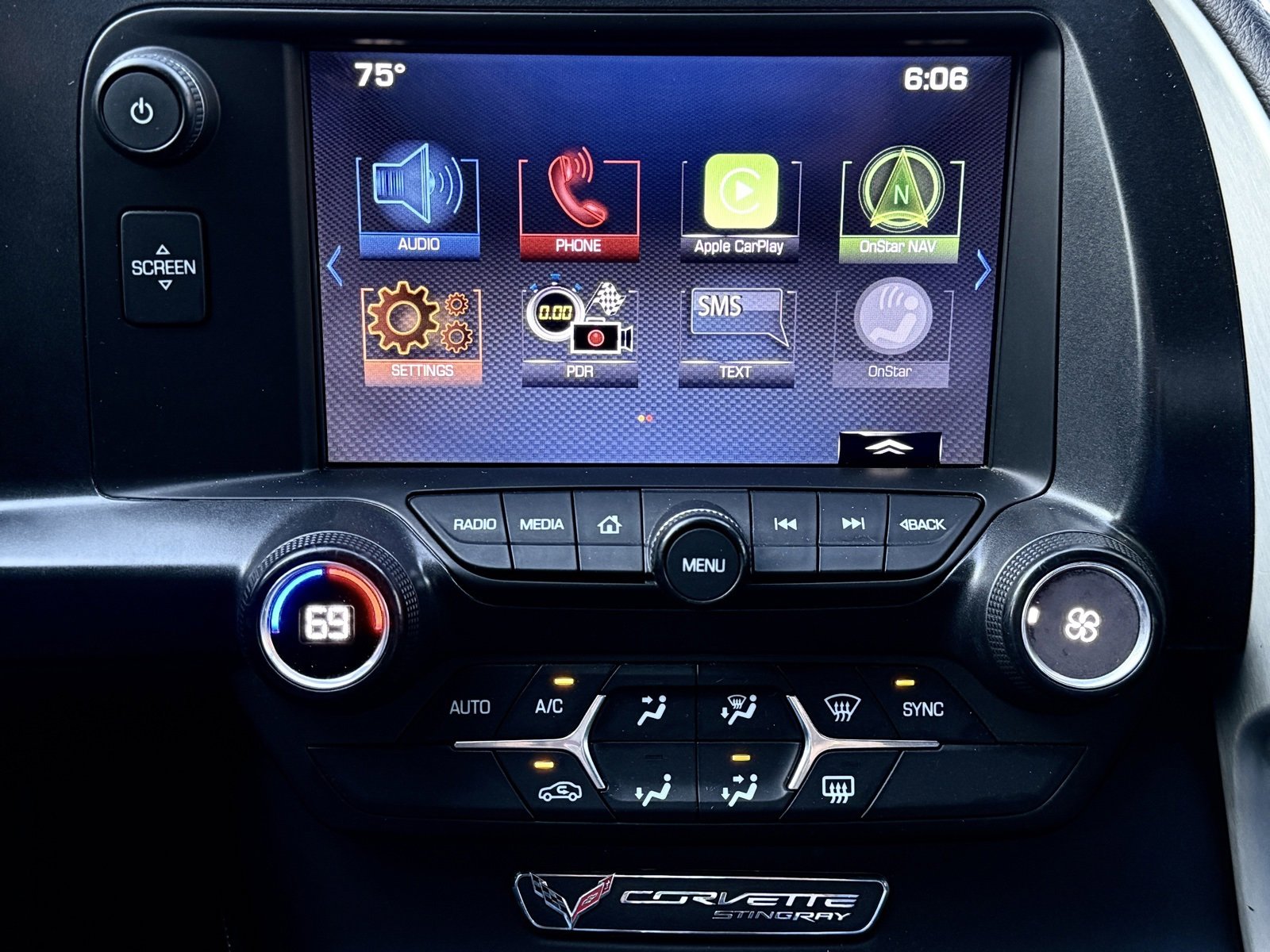 Used 2014 Chevrolet Corvette Stingray Coupe image 25