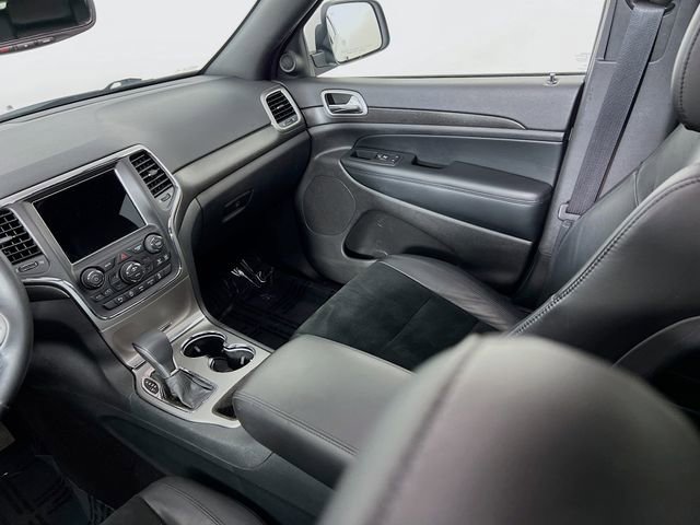Used 2018 Jeep Grand Cherokee Altitude image 23