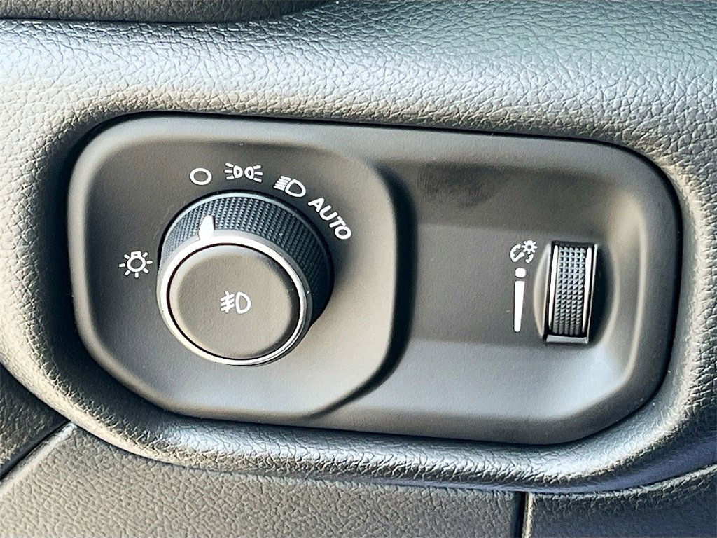 New 2026 RAM 5500 Tradesman image 17