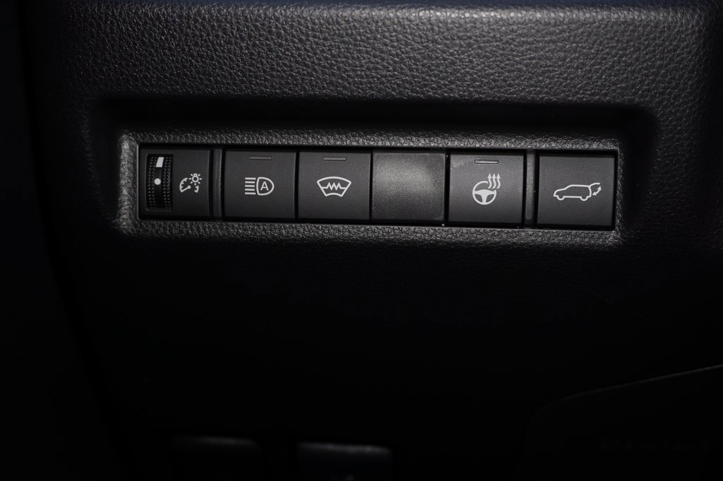 New 2025 Toyota RAV4 XLE image 12